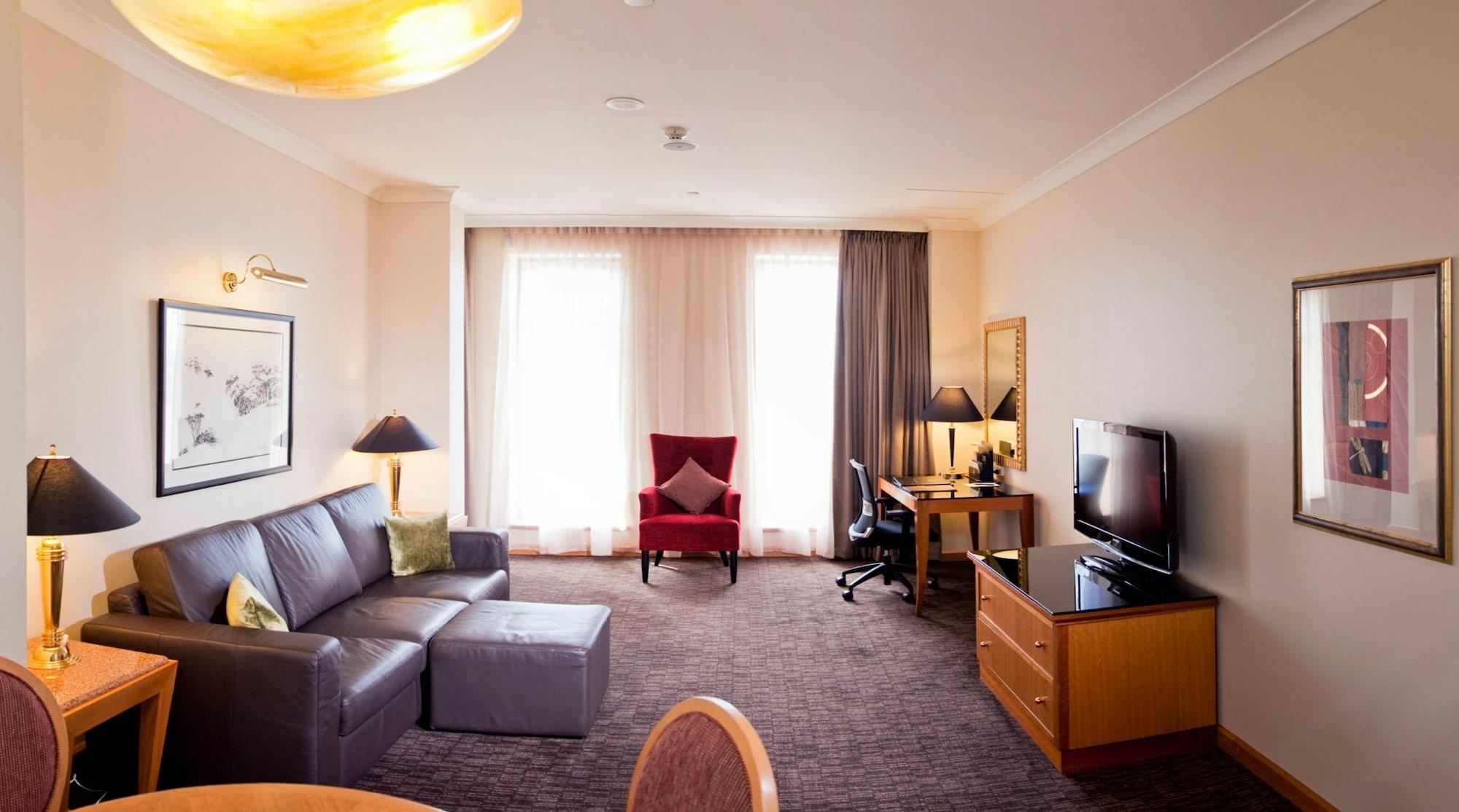 فندق دوكستون بيرث الغرفة الصورة Living room