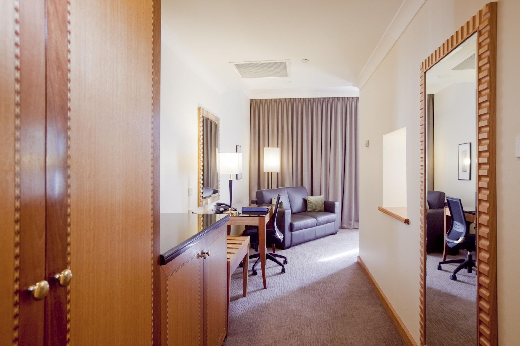 فندق دوكستون بيرث المظهر الخارجي الصورة A suite at the hotel