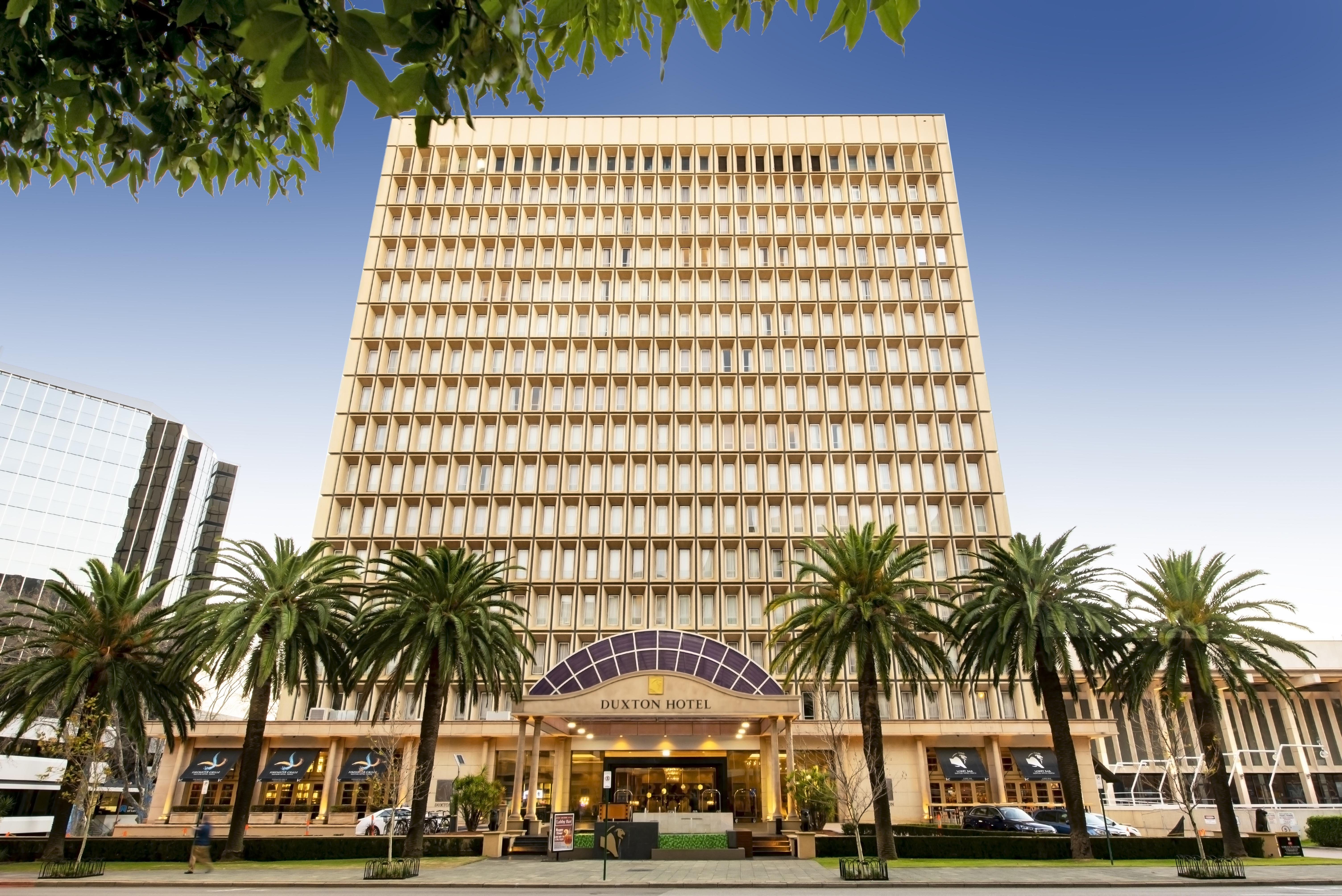 فندق دوكستون بيرث المظهر الخارجي الصورة The Royal on Victoria Square