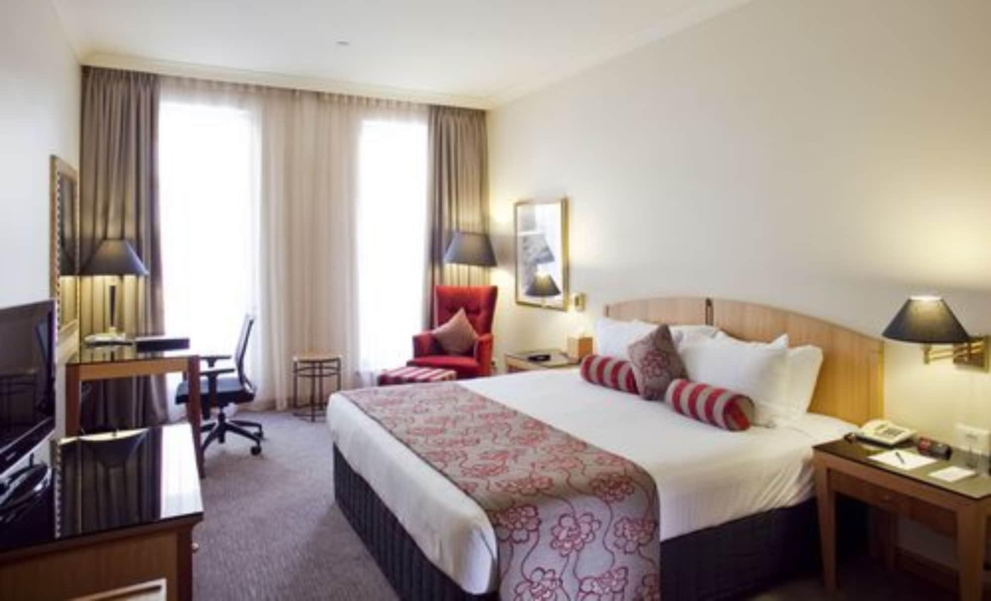 فندق دوكستون بيرث المظهر الخارجي الصورة A room at the hotel