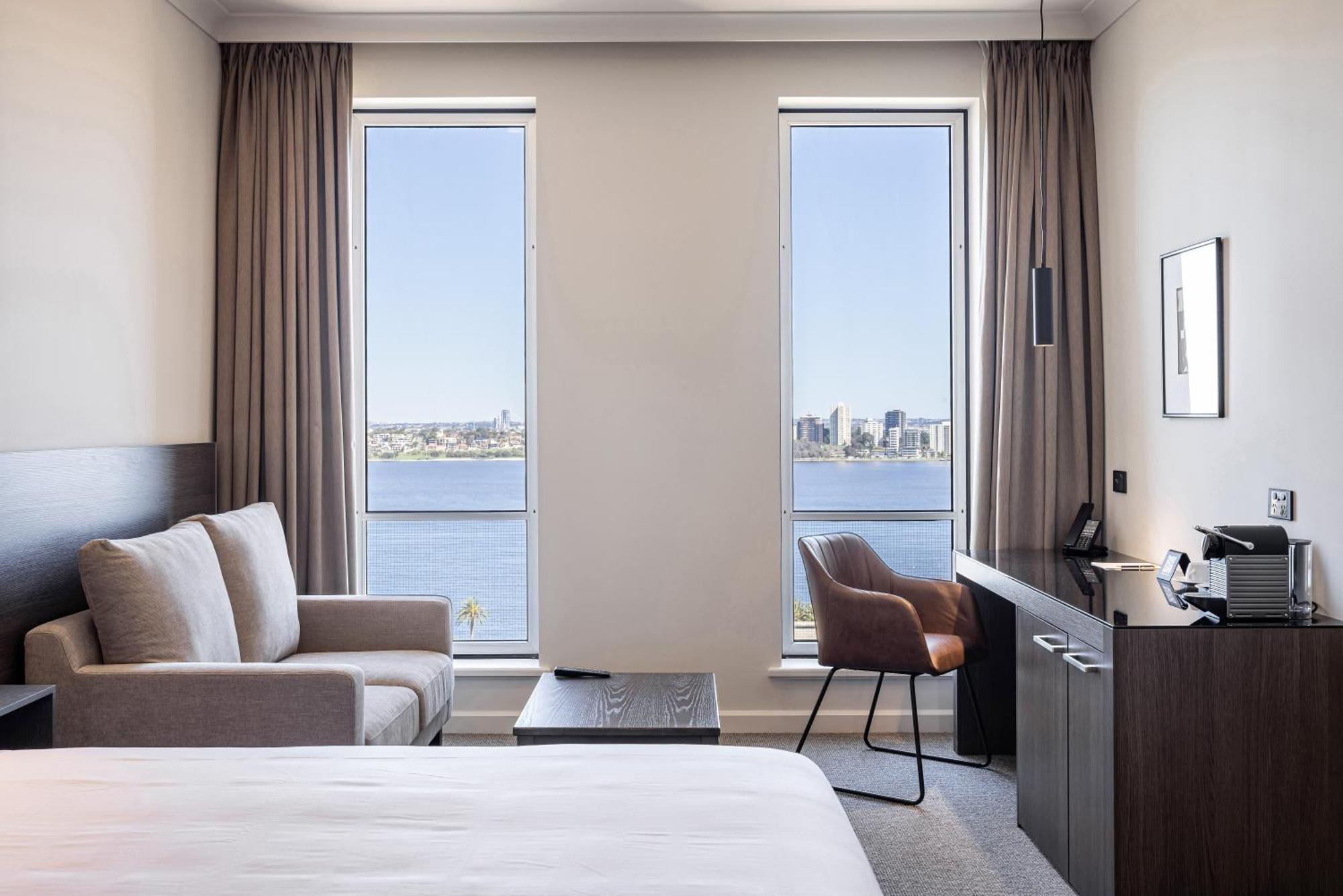 فندق دوكستون بيرث المظهر الخارجي الصورة A room at the hotel